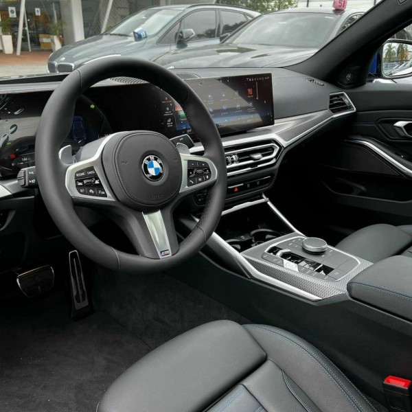 BMW 3-Series bản nâng cấp 2023 có mặt tại Việt Nam