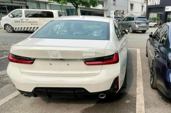 BMW 3-Series bản nâng cấp 2023 có mặt tại Việt Nam