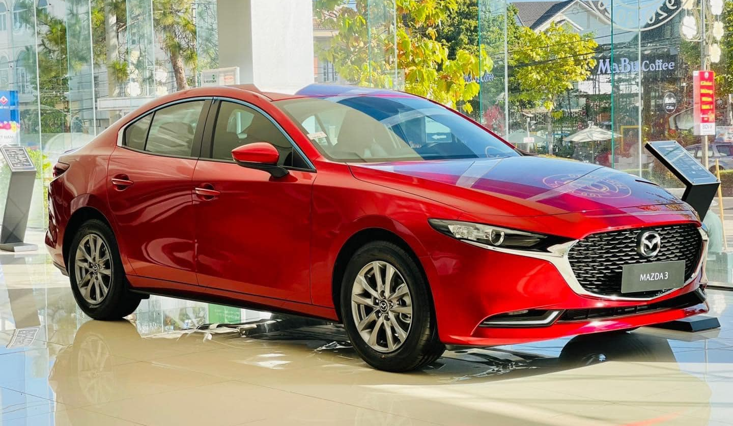 Ồ ạt giảm giá doanh số sedan hạng C chỉ tăng 7%, Mazda3 tiếp tục dẫn đầu