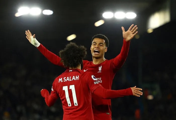 Liverpool thắng đậm Leeds United bằng tỉ số 1 set tennis Liverpool thắng đậm Leeds United bằng tỉ số 1 set tennis