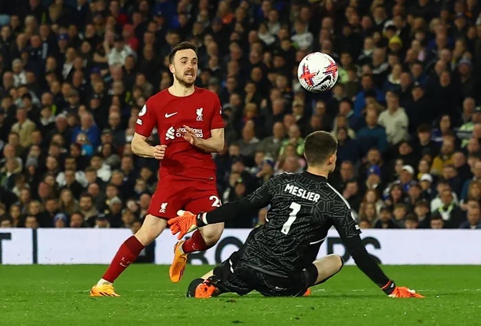 Liverpool thắng đậm Leeds United bằng tỉ số 1 set tennis Liverpool thắng đậm Leeds United bằng tỉ số 1 set tennis