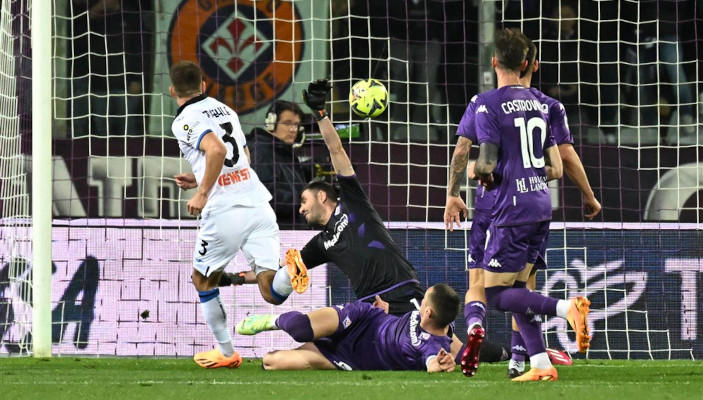 Atalanta chia điểm trên sân Fiorentina Atalanta chia điểm trên sân Fiorentina