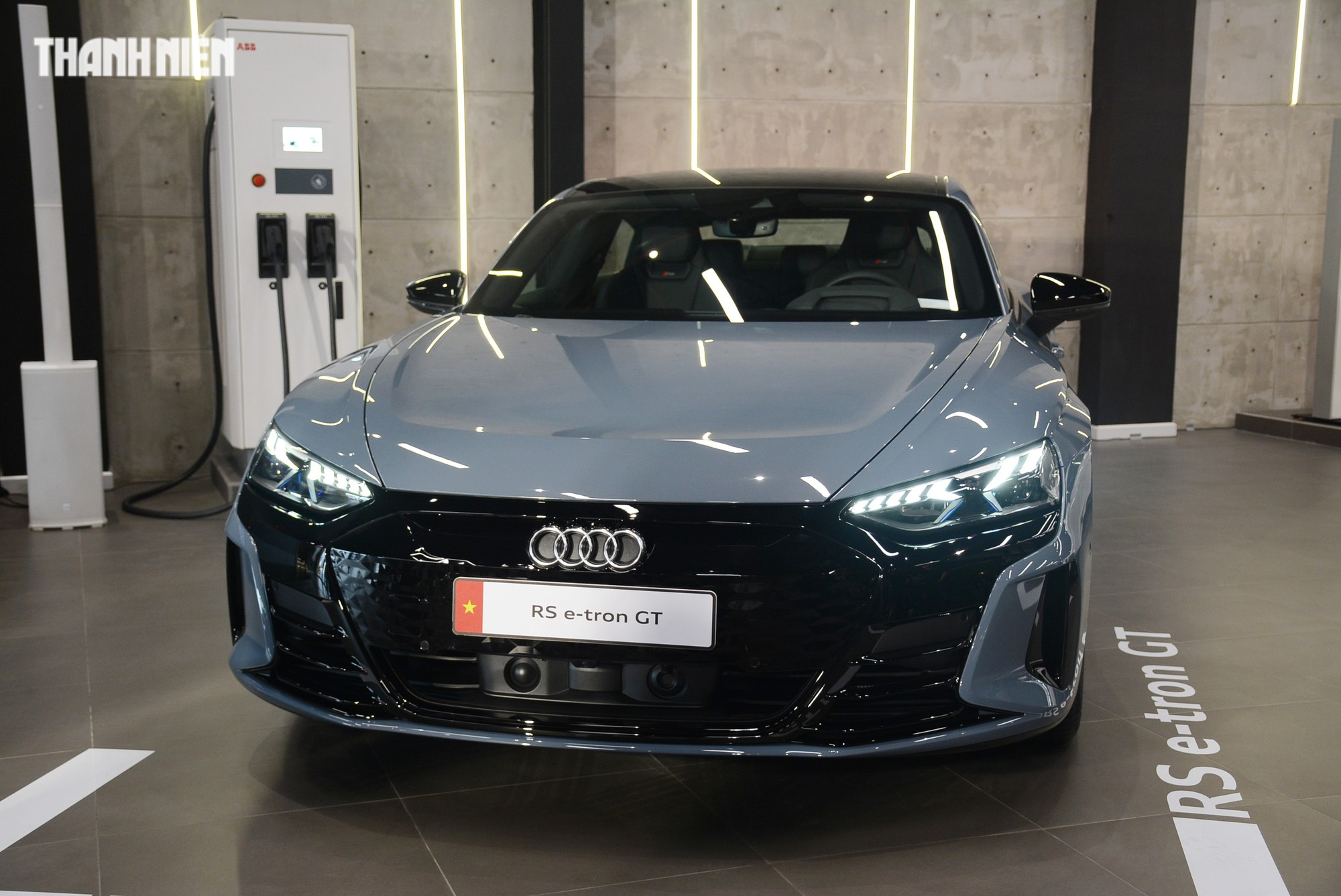 Xe điện hạng sang Audi RS e-tron GT về Việt Nam, giá 5,9 tỉ đồng Xe điện hạng sang Audi RS e-tron GT về Việt Nam, giá 5,9 tỉ đồng