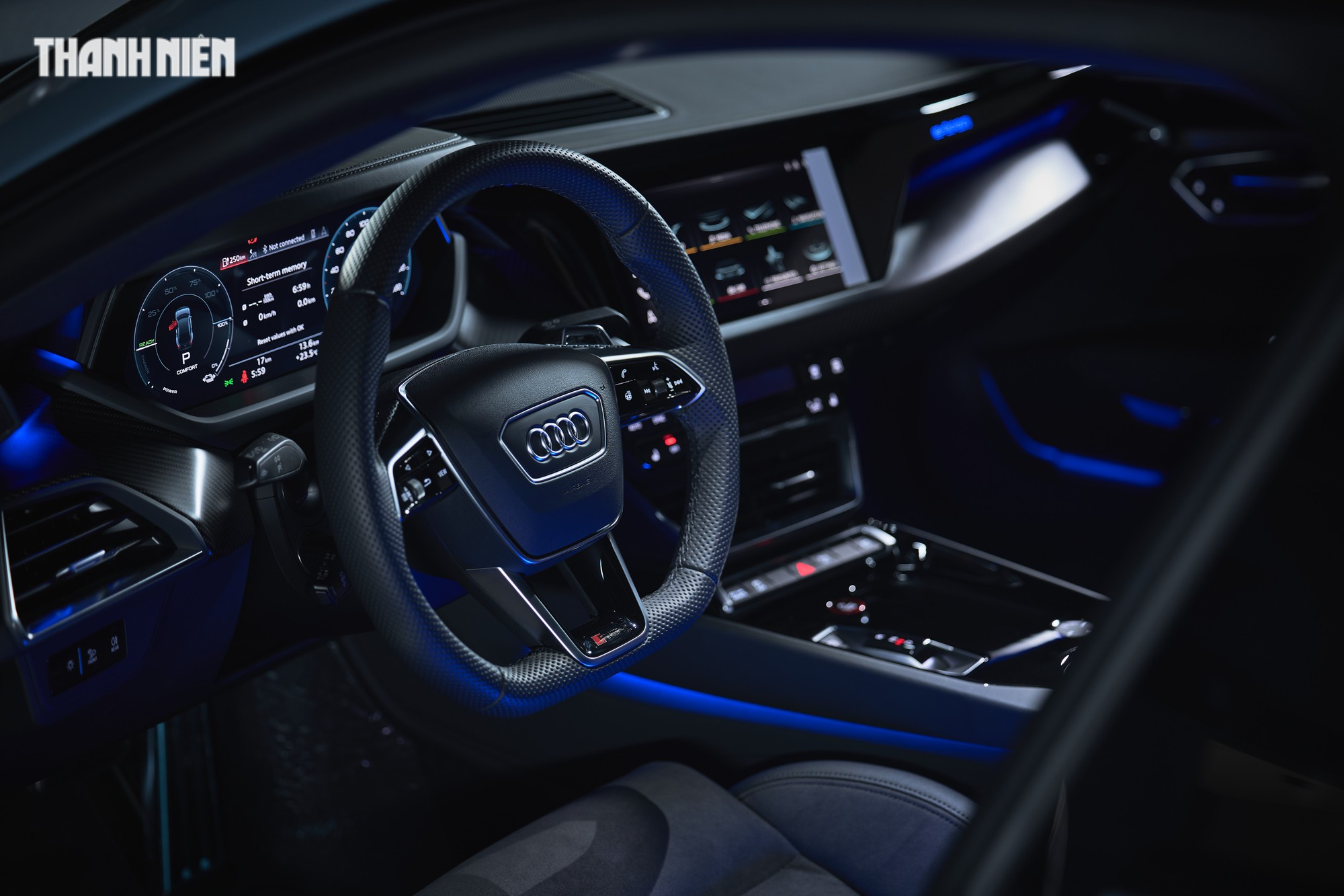 Xe điện hạng sang Audi RS e-tron GT về Việt Nam, giá 5,9 tỉ đồng Xe điện hạng sang Audi RS e-tron GT về Việt Nam, giá 5,9 tỉ đồng