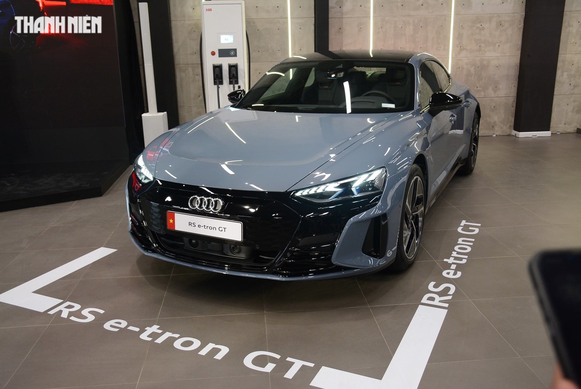 Xe điện hạng sang Audi RS e-tron GT về Việt Nam, giá 5,9 tỉ đồng Xe điện hạng sang Audi RS e-tron GT về Việt Nam, giá 5,9 tỉ đồng