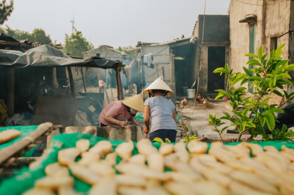 Món khoai đặc sản phải ủ chăn bông 3 ngày, phơi 12 nắng ở Quảng Bình