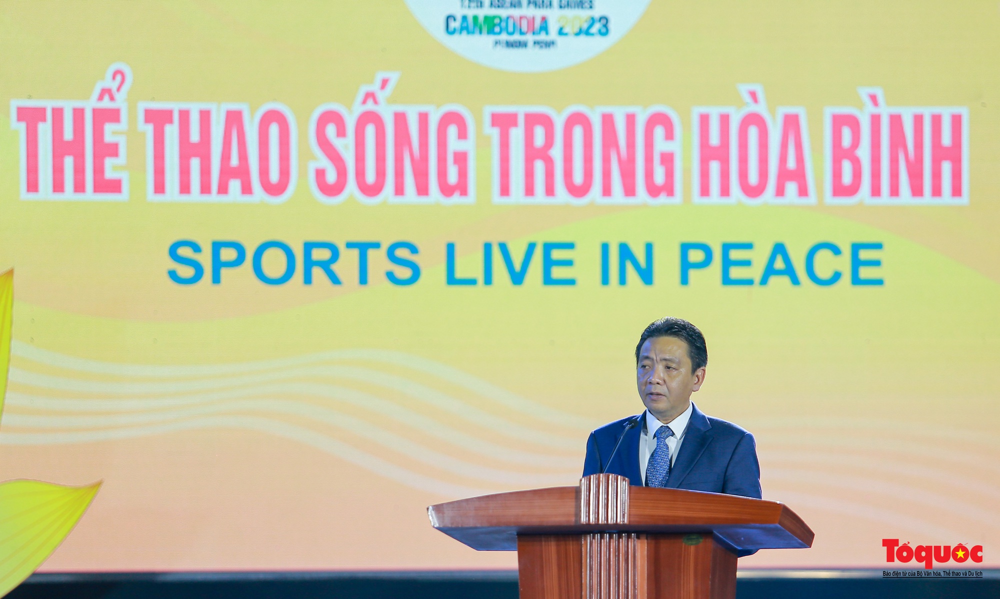 Khí thế hào hùng tại Lễ xuất quân đoàn TTVN dự SEA Games 32 - Ảnh 16. Khí thế hào hùng tại Lễ xuất quân đoàn TTVN dự SEA Games 32 - Ảnh 16.