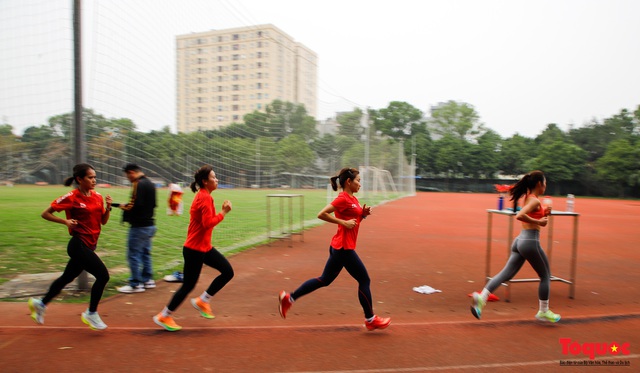 Điền kinh Việt Nam: Tích cực tập luyện, chuẩn bị tốt nhất cho SEA Games 32 - Ảnh 2. Điền kinh Việt Nam: Tích cực tập luyện, chuẩn bị tốt nhất cho SEA Games 32 - Ảnh 2.