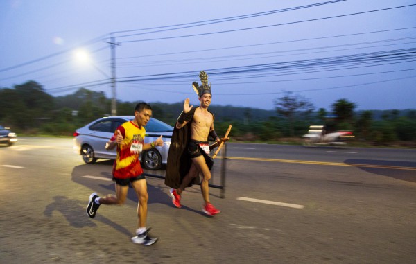 Hơn 7.100 vận động viên tham gia giải chạy BaDen Mountain Marathon 2023