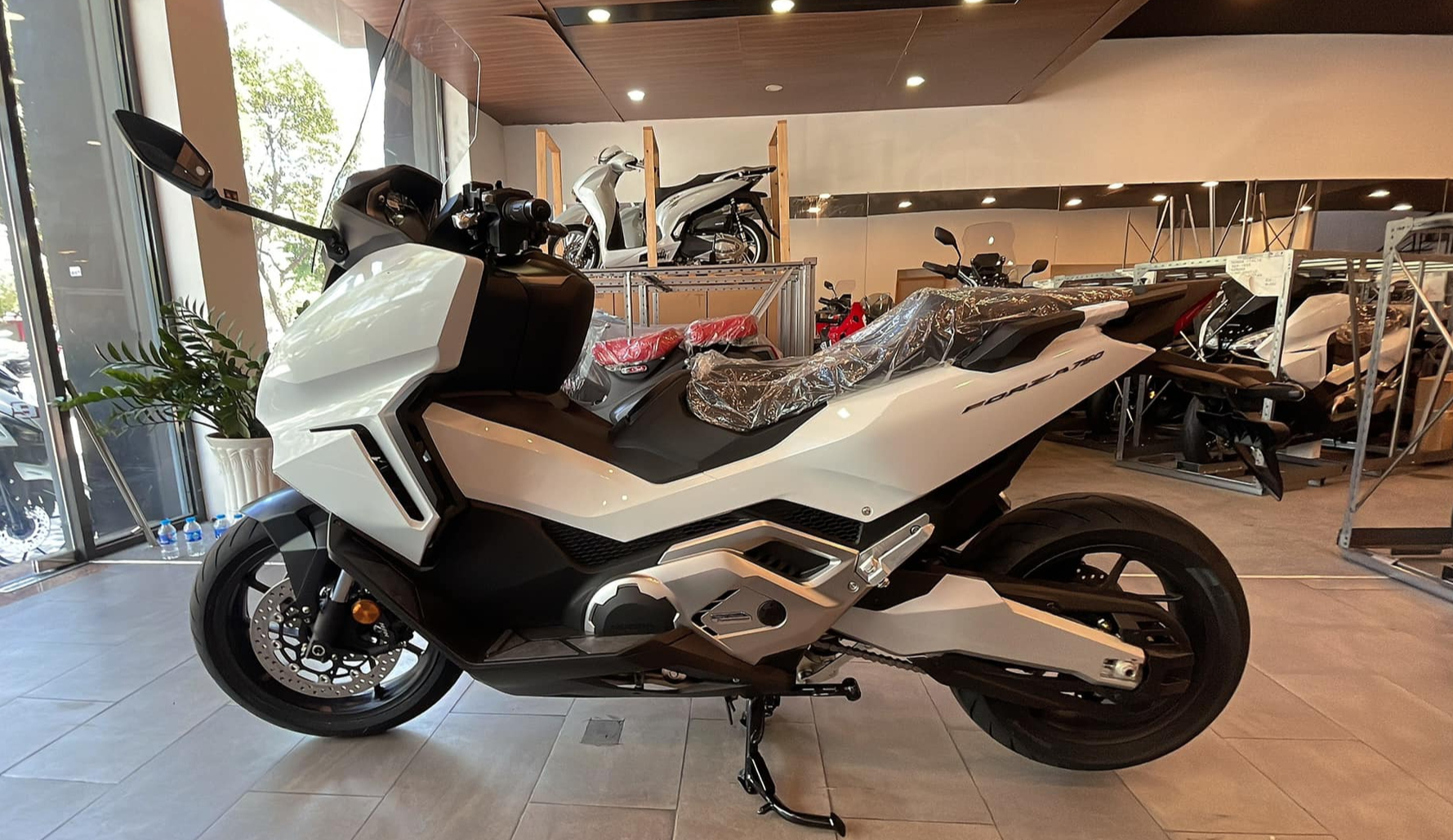 Xe tay ga phân khối lớn Honda Forza 750 bản 2023 về Việt Nam Xe tay ga phân khối lớn Honda Forza 750 bản 2023 về Việt Nam