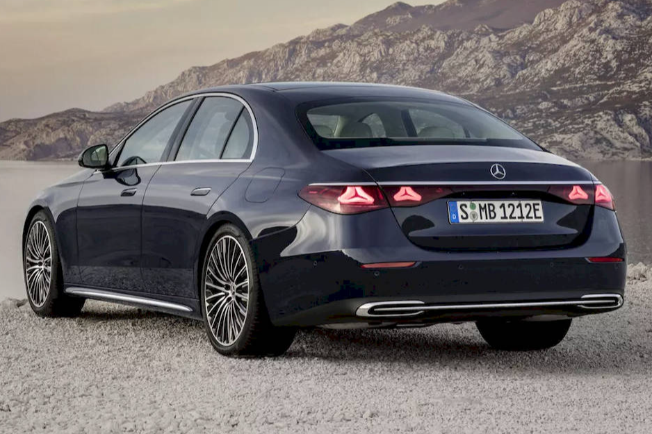 Mercedes E-Class 2024 có thiết kế gây tranh cãi Mercedes E-Class 2024 có thiết kế gây tranh cãi