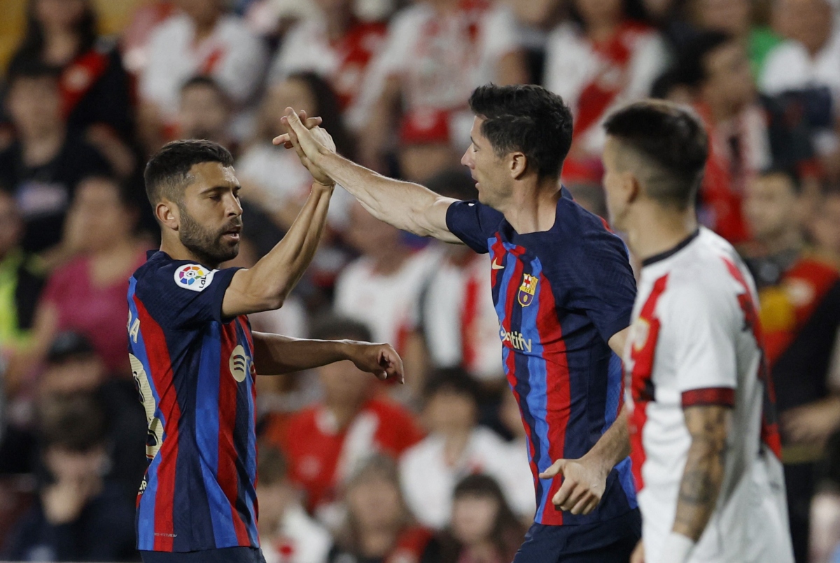 Barcelona bất ngờ nhận thất bại trên sân của Rayo Vallecano