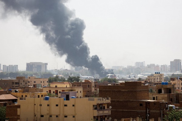Đoàn xe ngoại giao Mỹ bị tấn công ở Sudan Đoàn xe ngoại giao Mỹ bị tấn công ở Sudan