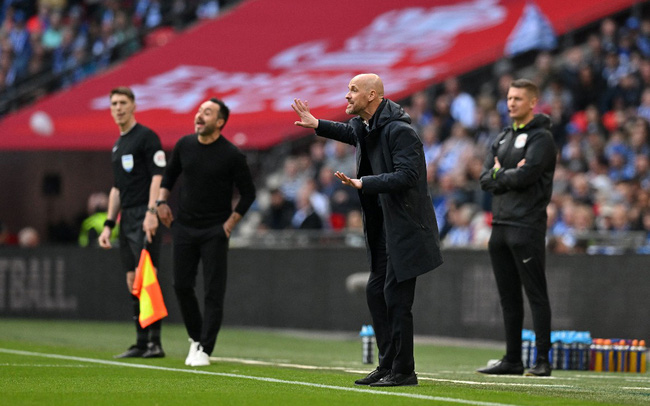 HLV Ten Hag tự tin sẽ vượt qua Man City ở chung kết FA Cup