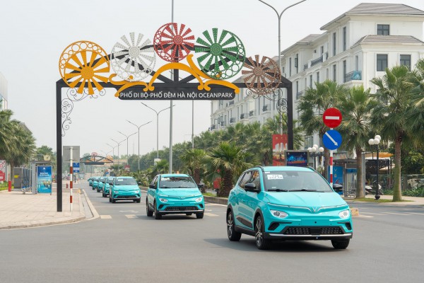 Taxi Xanh của VinFast sẵn sàng Taxi Xanh của VinFast sẵn sàng