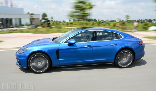 Triệu hồi gần 330 xe Porsche Panamera dính lỗi hệ thống sưởi khoang lái Triệu hồi gần 330 xe Porsche Panamera dính lỗi hệ thống sưởi khoang lái