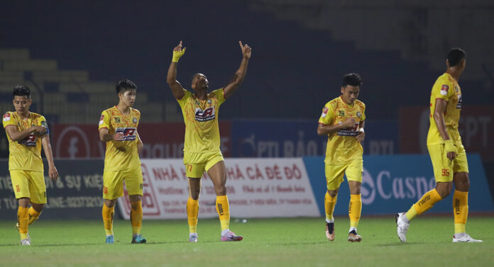 Vòng 7 Night Wolf V.League 1-2023: Bùng nổ và tách tốp Vòng 7 Night Wolf V.League 1-2023: Bùng nổ và tách tốp