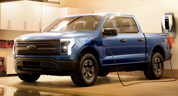 Xe điện Ford F-150 Lightning liên tục tăng giá bán Xe điện Ford F-150 Lightning liên tục tăng giá bán