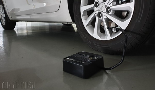 Cách tránh nguy cơ nổ lốp khi lái ô tô trên cao tốc giữa trời nắng nóng Cách tránh nguy cơ nổ lốp khi lái ô tô trên cao tốc giữa trời nắng nóng