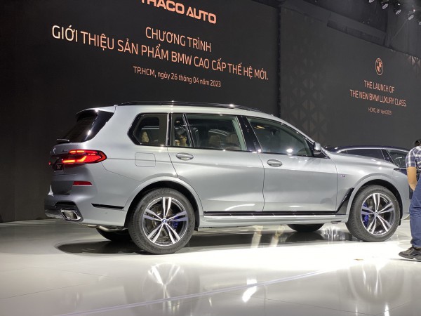 BMW X7 giá từ 6,3 tỉ đồng tại Việt Nam trang bị gì? BMW X7 giá từ 6,3 tỉ đồng tại Việt Nam trang bị gì?