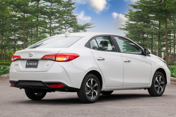 Toyota Vios mới mà cũ, có đủ sức hấp dẫn để đòi lại ngôi vương doanh số?