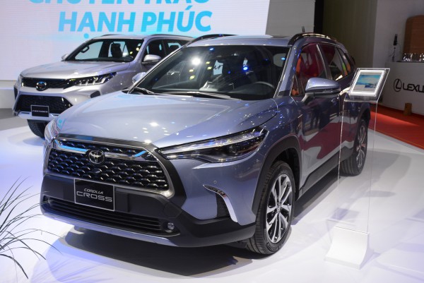 10 ô tô bán chạy nhất Việt Nam tháng 4.2023: Ô tô điện VinFast dẫn đầu