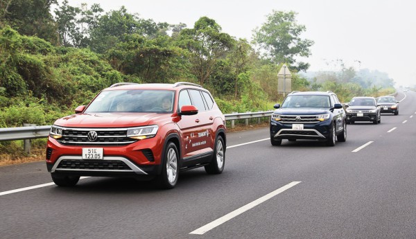 5 mẫu SUV, Crossover 7 chỗ đang giảm giá cả trăm triệu đồng tại Việt Nam 5 mẫu SUV, Crossover 7 chỗ đang giảm giá cả trăm triệu đồng tại Việt Nam