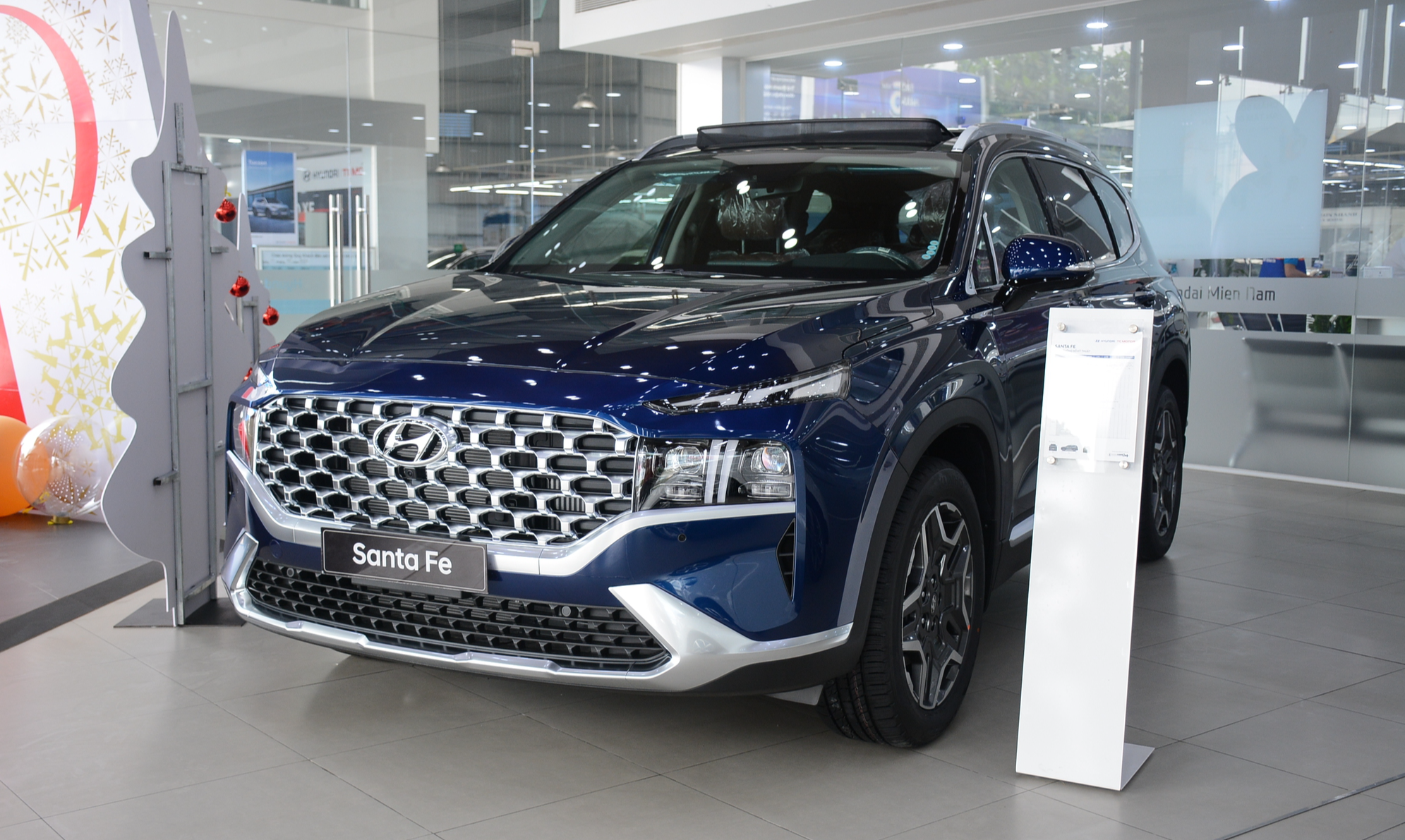 5 mẫu SUV, Crossover 7 chỗ đang giảm giá cả trăm triệu đồng tại Việt Nam 5 mẫu SUV, Crossover 7 chỗ đang giảm giá cả trăm triệu đồng tại Việt Nam