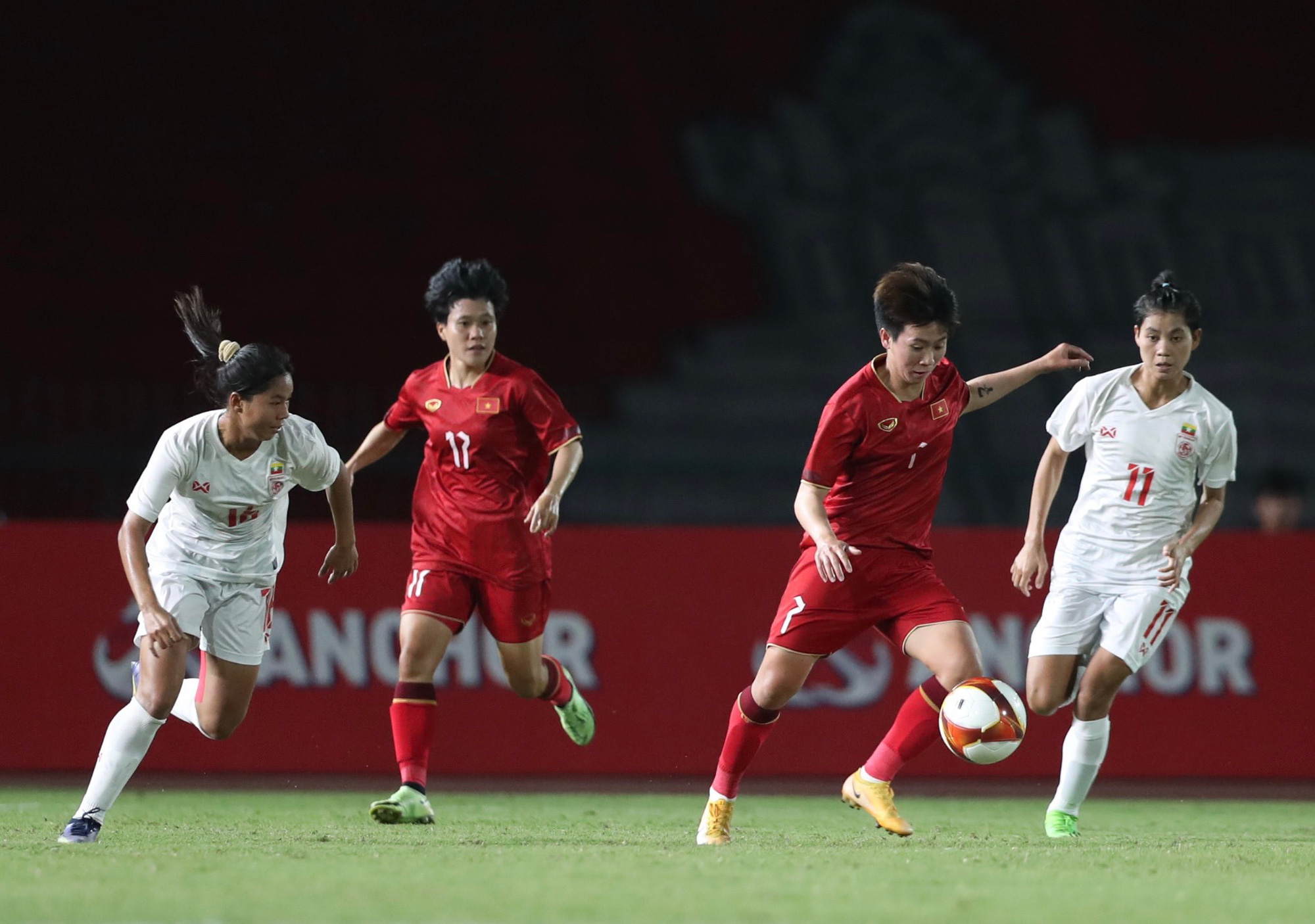 ĐT nữ Việt Nam lập kỳ tích 4 lần liên tiếp vô địch SEA Games ĐT nữ Việt Nam lập kỳ tích 4 lần liên tiếp vô địch SEA Games