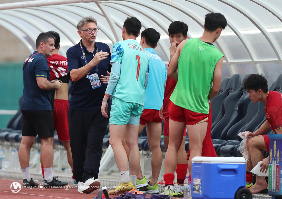 Thắng U22 Myanmar 3-1, ĐT U22 Việt Nam giành HCĐ bóng đá nam SEA Games 32 Thắng U22 Myanmar 3-1, ĐT U22 Việt Nam giành HCĐ bóng đá nam SEA Games 32