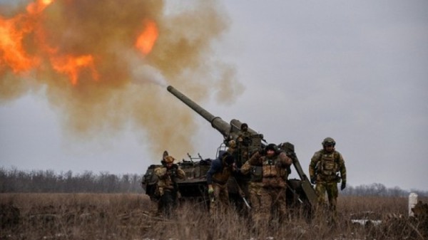 Ukraine khai hỏa lựu pháo FH-70 tấn công cứ điểm của Nga tại Lugansk