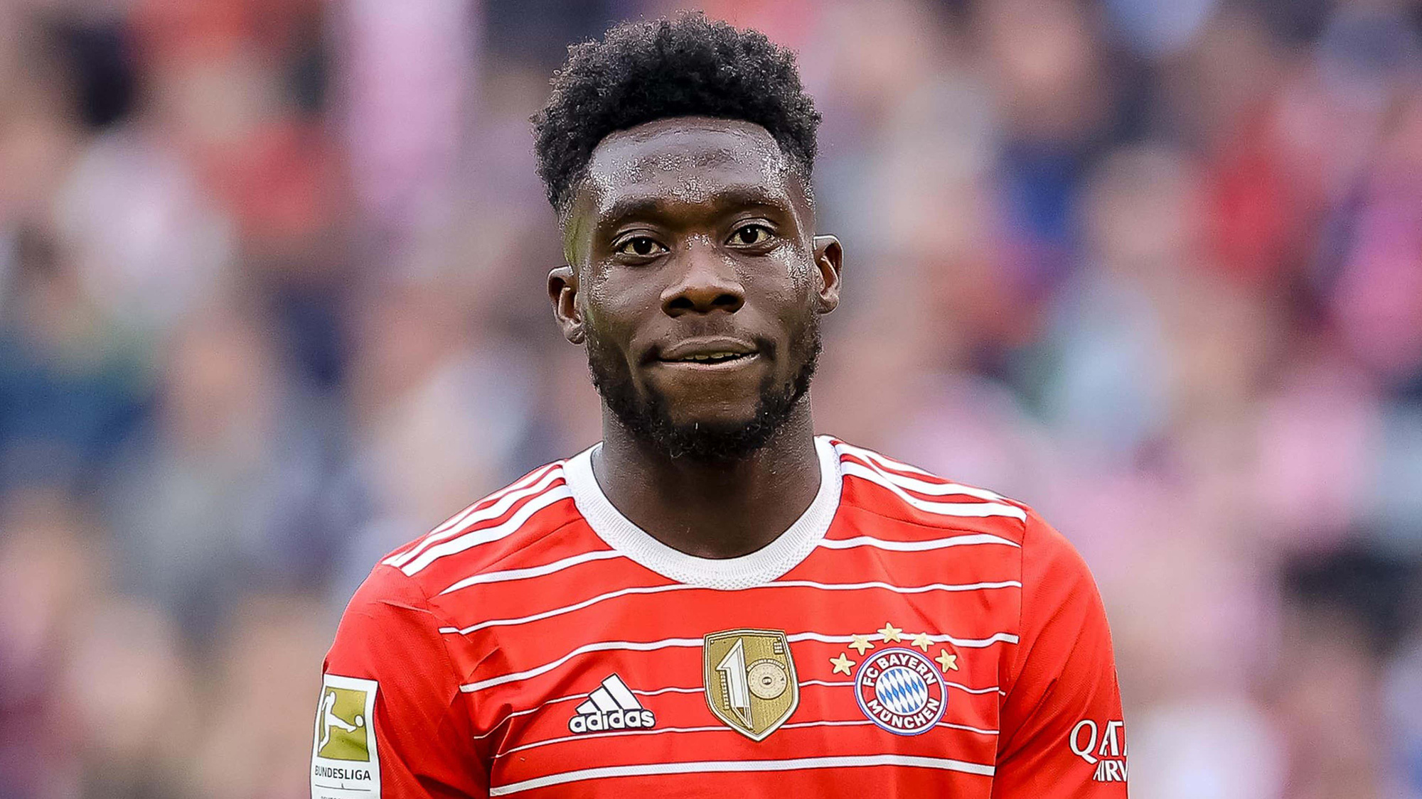 Nhiều ông lớn muốn có Alphonso Davies