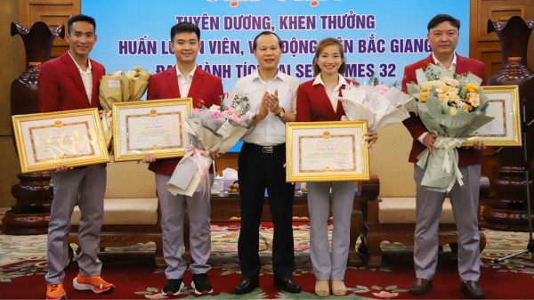 Nguyễn Thị Oanh và Phạm Tiến Sản được nhận thưởng lớn từ quê hương Bắc Giang