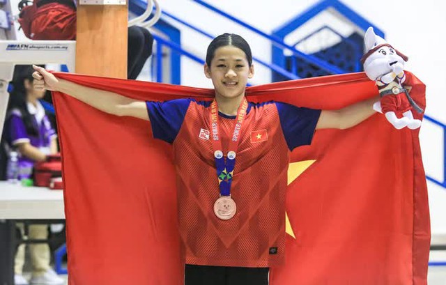 Ánh Viên nói điều bất ngờ về 'tiểu tiên cá' 14 tuổi Nguyễn Thuý Hiền - Ảnh 1. Ánh Viên nói điều bất ngờ về 'tiểu tiên cá' 14 tuổi Nguyễn Thuý Hiền - Ảnh 1.
