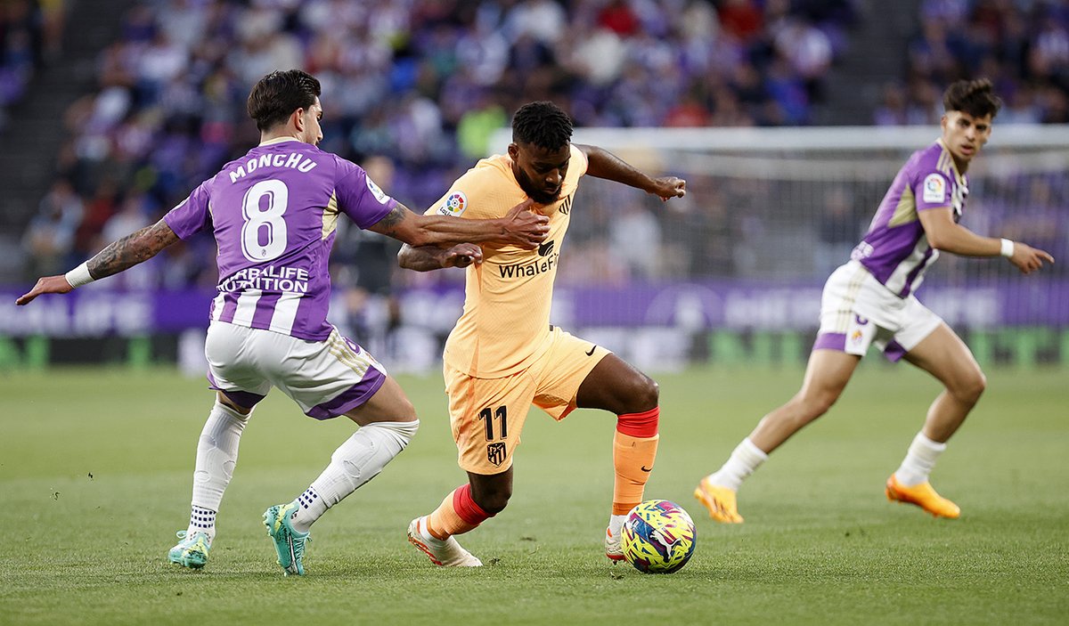 Atletico Madrid giành chiến thắng kịch tính trước Valladolid