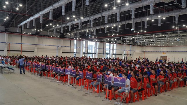 Khởi tranh giải bóng đá phong trào lớn nhất Việt Nam - Ảnh 1. Khởi tranh giải bóng đá phong trào lớn nhất Việt Nam - Ảnh 1.