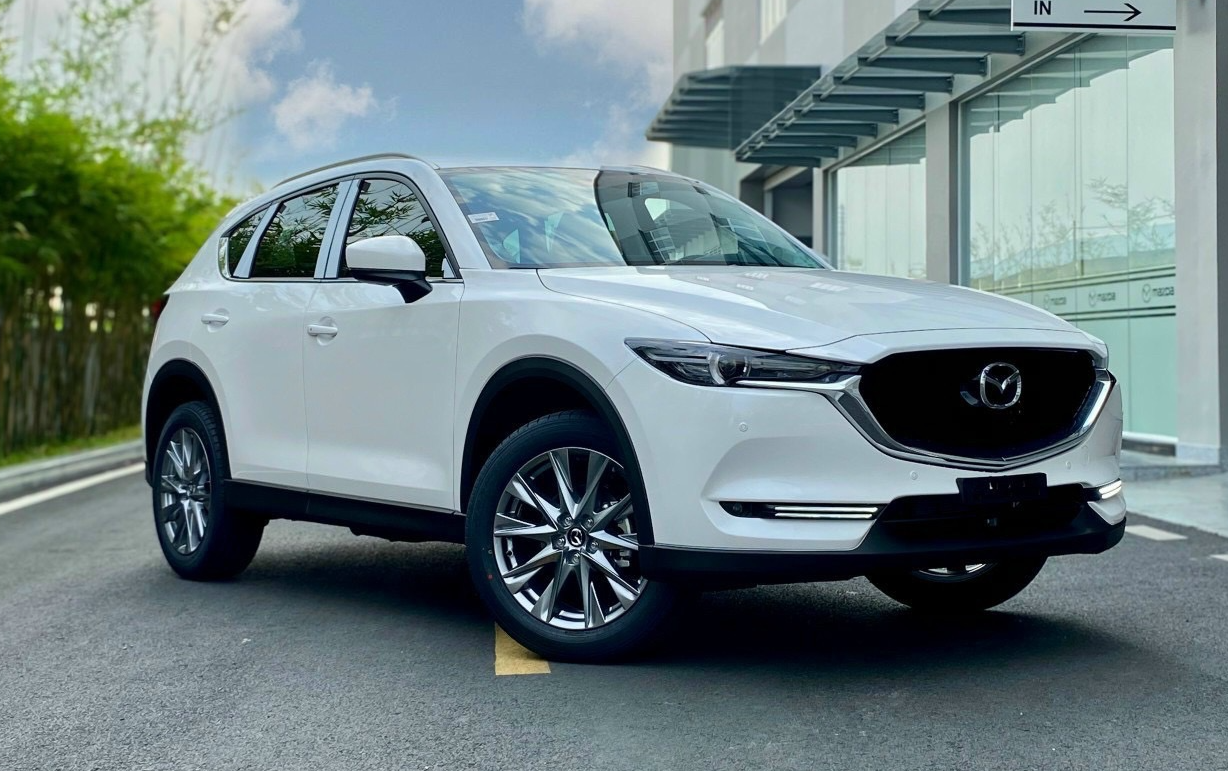 Mazda CX-5 tại Việt Nam giảm giá cả trăm triệu đồng, đấu Honda CR-V Mazda CX-5 tại Việt Nam giảm giá cả trăm triệu đồng, đấu Honda CR-V