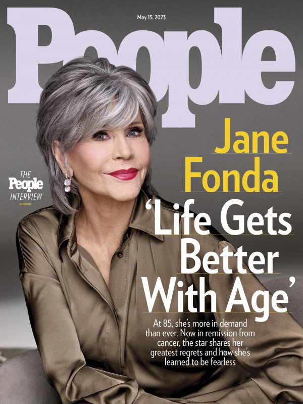 Minh tinh Jane Fonda rạng rỡ trên bìa tạp chí People ở tuổi 85