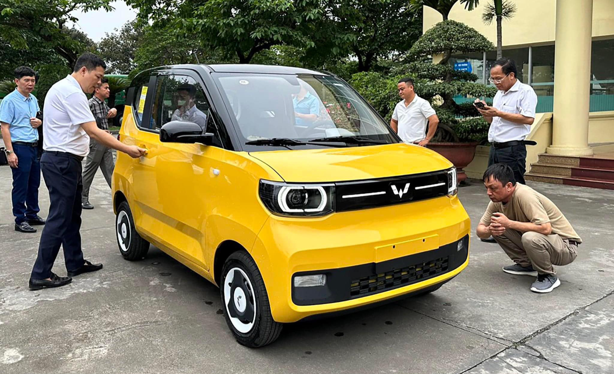 Ô tô điện giá rẻ Wuling Hongguang Mini EV xuất hiện tại Việt Nam Ô tô điện giá rẻ Wuling Hongguang Mini EV xuất hiện tại Việt Nam