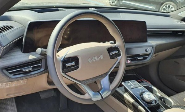 Kia K8 ngụy trang xuất hiện tại Việt Nam Kia K8 ngụy trang xuất hiện tại Việt Nam