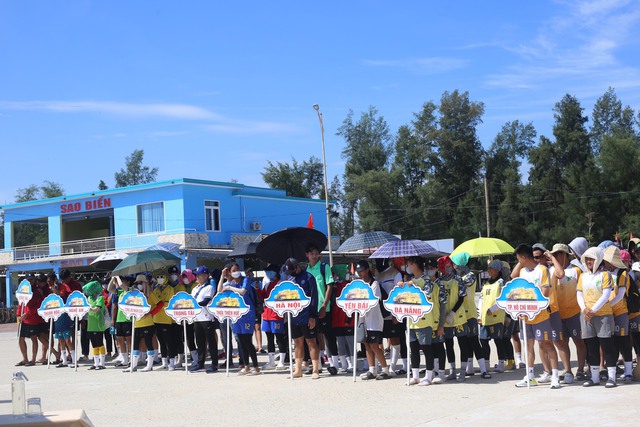 Hơn 200 VĐV tranh tài tại Giải vô địch Cầu mây bãi biển quốc gia năm 2023 - Ảnh 1. Hơn 200 VĐV tranh tài tại Giải vô địch Cầu mây bãi biển quốc gia năm 2023 - Ảnh 1.
