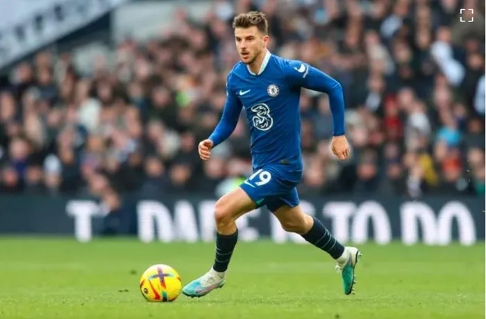 Manchester United đạt thỏa thuận chiêu mộ Mason Mount