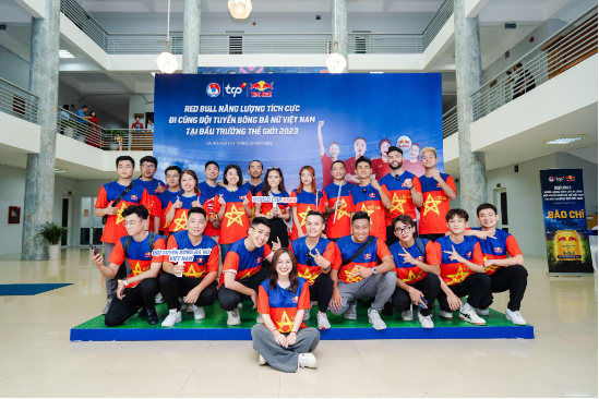 Nạp đầy năng lượng tích cực - Tuyển nữ vững bước chinh phục Cúp Thế giới Nạp đầy năng lượng tích cực - Tuyển nữ vững bước chinh phục Cúp Thế giới