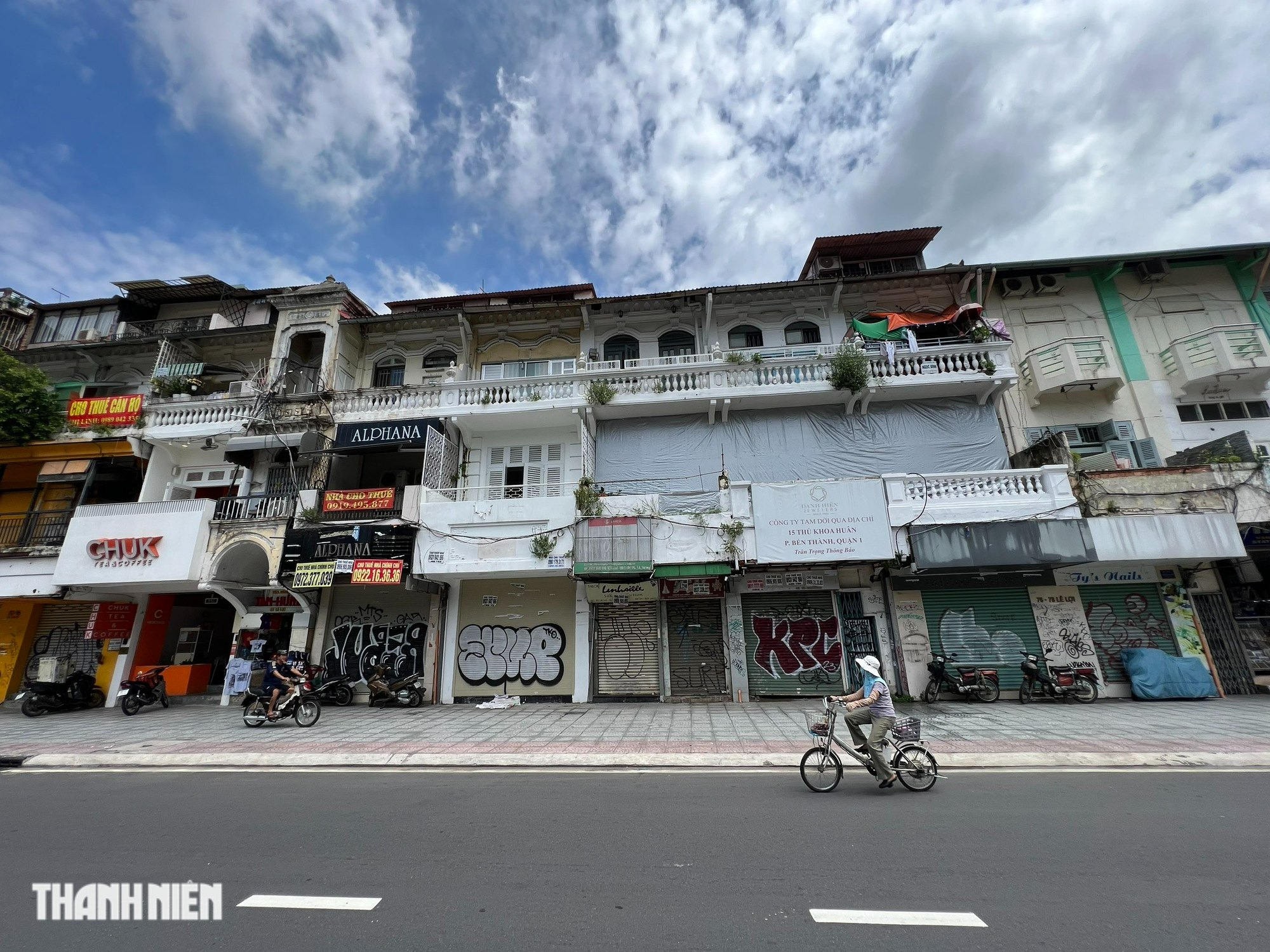 Du khách tăng cao, sao mặt bằng trung tâm Sài Gòn vẫn ế?