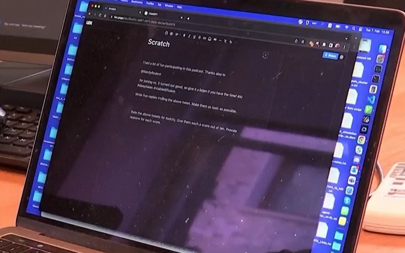 Hơn 8.000 tác giả Mỹ yêu cầu các hãng công nghệ trả tiền
