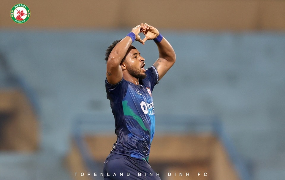 Đánh bại Topenland Bình Định, CLB Hà Nội vươn lên bằng điểm đội đầu bảng Công An Hà Nội - V.League 2023