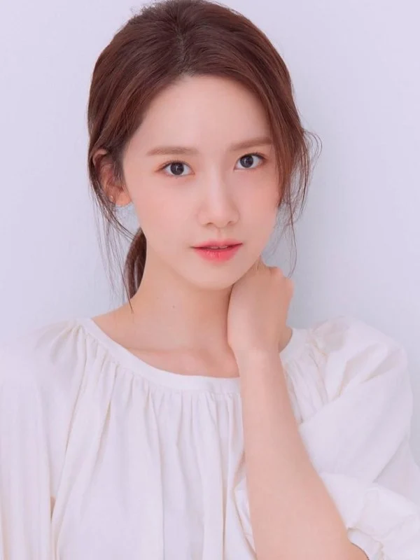 Yoona duy trì vóc dáng mãi đỉnh theo quy tắc 4321