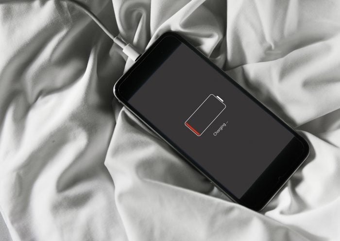 Cần làm gì để tránh nguy cơ smartphone phát nổ gây tai nạn chết người? Cần làm gì để tránh nguy cơ smartphone phát nổ gây tai nạn chết người?