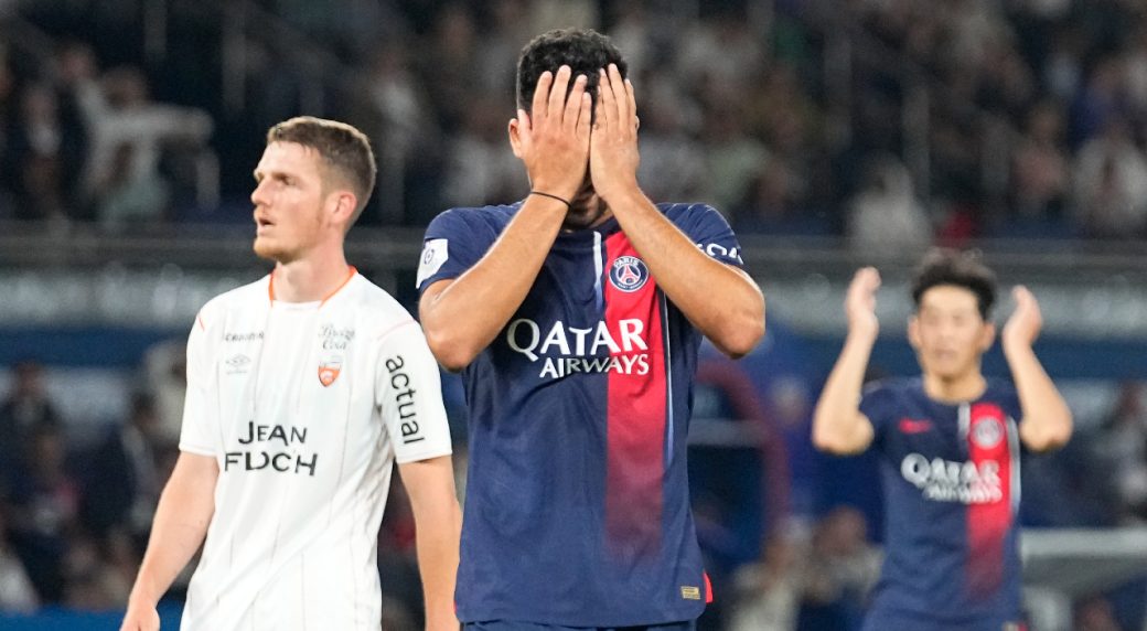 Vắng Mbappe, Paris Saint Germain bị cầm hòa tại vòng 1 Ligue 1 Vắng Mbappe, Paris Saint Germain bị cầm hòa tại vòng 1 Ligue 1