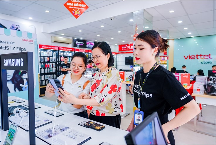 Viettel Store ưu đãi xuyên tháng 8 chào mừng ra mắt hệ sinh thái GIC Viettel Viettel Store ưu đãi xuyên tháng 8 chào mừng ra mắt hệ sinh thái GIC Viettel